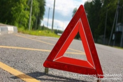 Վանաձոր քաղաքում ավտոմեքենան ընկել է ձորը