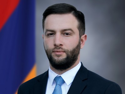 Արամ Թորոսյանը նշանակվել է ՀՀ ՊՆ մամուլի քարտուղար