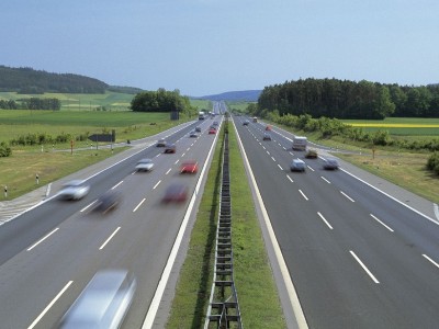 Ճանապարհի նորոգման պատճառով այսօր 20։00-ից 3 օրով դադարեցվելու է Սեւան-Երեւան ճանապարհի ձախ հատվածի երթեւեկությունը