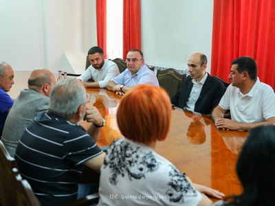 Արտակ Բեգլարյանը Տուրիզմի հայկական ֆեդերացիայի պատվիրակության հետ քննարկել է զբոսաշրջության ոլորտի զարգացման հարցեր