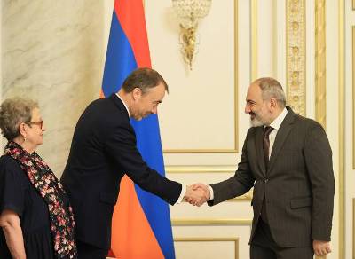 «Հրապարակ». Հայ ժողովրդի թիկունքում հերթական դավե՞րն են նյութում