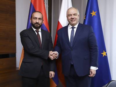 FM briefs Poland deputy PM on Armenian position regarding peaceful resolution of Karabakh conflict