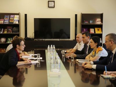 ԿԳՄՍ փոխնախարարները քննարկել են Հայաստանում ֆրանսիական համալսարանի համար առավել նպաստավոր պայմանների ստեղծումը