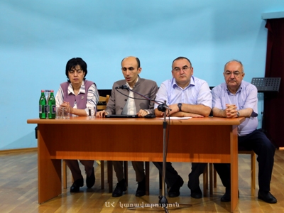 Արցախի պետնախարարը մշակույթի ոլորտում գործող հիմնարկների ղեկավար կազմի հետ քննարկել է ոլորտում առկա խնդիրները