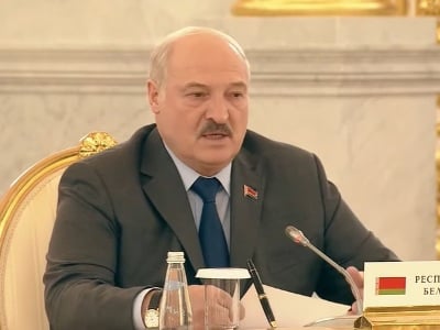 Զանգահարել եմ Զելենսկիին եւ հորդորել բանակցության նստել. Լուկաշենկո