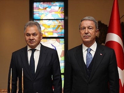 Russian and Turkish defense ministers discuss Ukraine and Syria