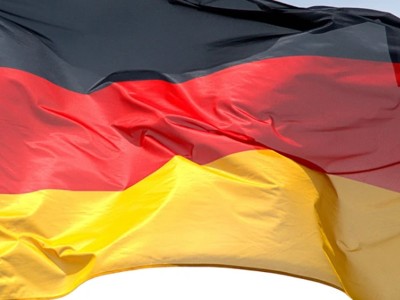 German business confidence falls to two-year low