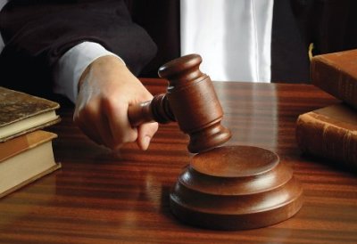 Newspaper: Armenia judicial system is split into two parts