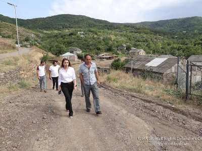 Տավուշի մարզպետը ՄԻՊ-ին ներկայացրել է մարզի առջև ծառացած խնդիրներն ու անվտանգային հիմնահարցերը