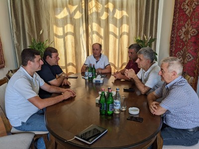 Opposition deputies of Armenian parliament meet with colleagues from Artsakh