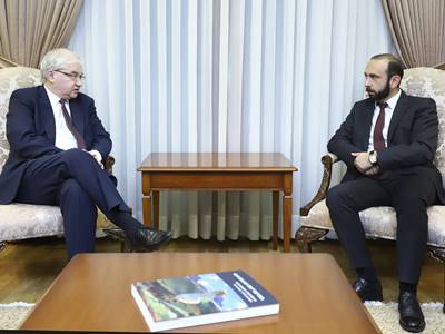 Արարատ Միրզոյանը Իգոր Խովաևի հետ քննարկել է Հայաստան-Ադրբեջան հարաբերությունների, ԼՂ խնդրի կարգավորմանն առնչող հարցեր
