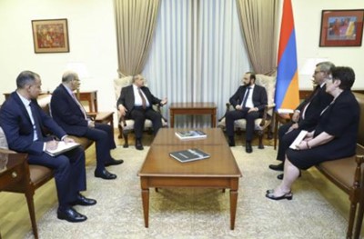 Armenia FM underscores holding of political consultations with Egypt