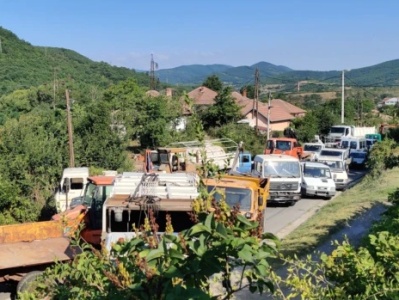 Կոսովոյի հյուսիսում ապամոնտաժում են ճանապարհներին տեղադրված բարիկադները