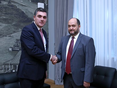 Արայիկ Հարությունյանը հանդիպել է Վրաստանի ԱԳ նախարար Իլիա Դարչիաշվիլիի հետ