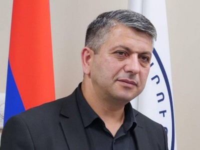 Նիկոլ Փաշինյանը Ալիեւին խոստացել է, որ նա կկարողանա Բերձոր քաղաքի վրա ադրբեջանական դրոշը դնել. Հակոբ Հակոբյան