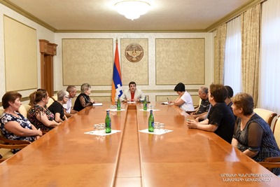 Artsakh President receives group of relatives of missing servicemen