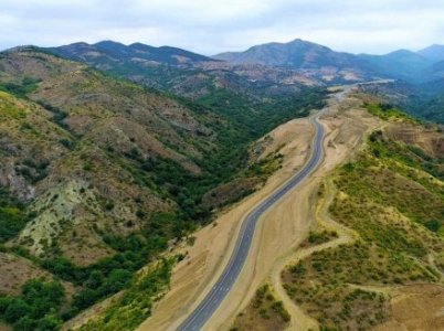 Ադրբեջանի ԶԼՄ-ները տեղեկացնում են Բերձորի միջանցքի այլընտրանքային ճանապարհի կառուցումն ավարտելու մասին