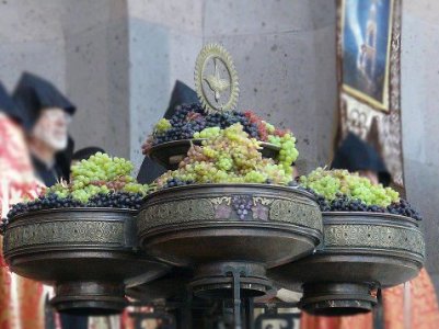 В Армении в воскресенье освятят виноград