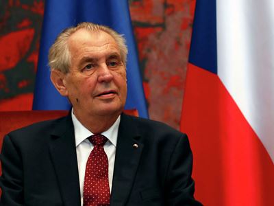 Президента Чехии госпитализировали для медосмотра
