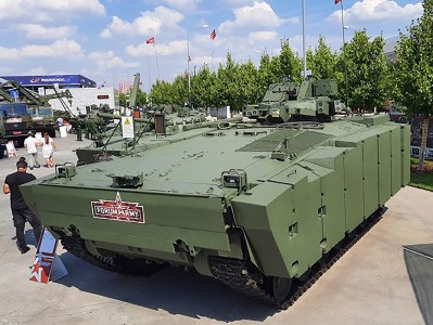 Белоруссия показала новый плавающий БТР на «Армии-2022»