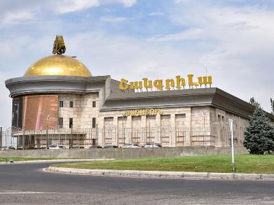 Ծառուկյանի խաղատան համար պետբյուջեից հայտարարված 4.2 մլրդ դրամի փոխարեն 5.6 մլրդ դրամ է վճարվել. «Հետք»