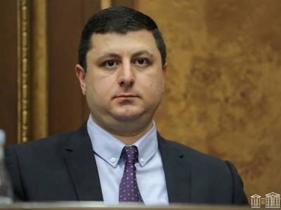 Оппозиционер: Новая инициатива властей Армении приведет к кризису общественных отношений
