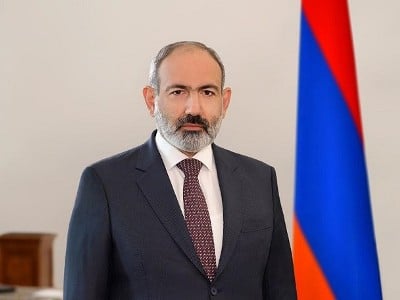 Премьер-министр Армении поздравил президента Уругвая по случаю Дня независимости страны
