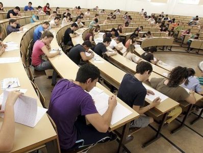 В Армении начинается процесс подачи заявок на поступление в вузы с заочным обучением