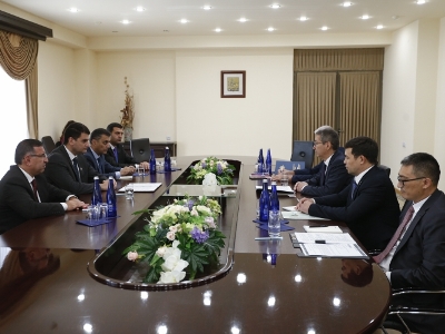 Երեւանի քաղաքապետն ընդունել է Ղազախստանի դեսպանին