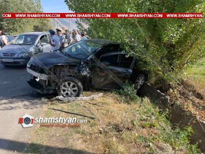 В аварии в Арагацотнской области пострадали семь человек