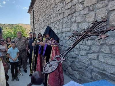 Շոշում տեղի է ունեցել եկեղեցու խաչի օծման արարողությունը