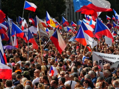 Czech unions call for mass demonstration against price hikes