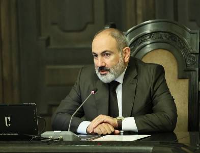 Newspaper: Armenia PM unable to resolve issues through his beloved West