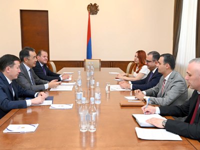 Տիգրան Խաչատրյանն ընդունել է ԵՏՀ Կոլեգիայի անդամ-նախարար Բակիտժան Սագինտաեւին