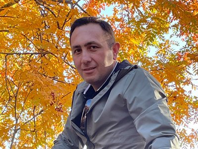 Գրած է, որ Ալեն Սիմոնյանի ռեյտինգն այնքան է բարձր, որ երկրորդ տեղում է, Նիկոլից հետո. լուրջ ե՞ք ասում. Սեւակ Հակոբյան
