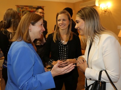 Լին Թրեյսին ԱՄՆ դեսպանի կեցավայրում ՀՀ-ի ներկայացուցիչների համար ընդունելություն է կազմակերպել