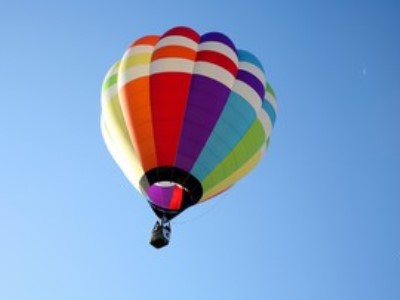 Man flies away in hot air balloon and cannot land for 2 days