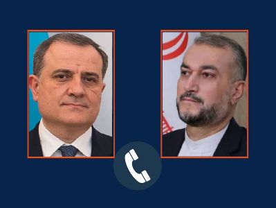 Iranian and Azerbaijani FMs hold talks