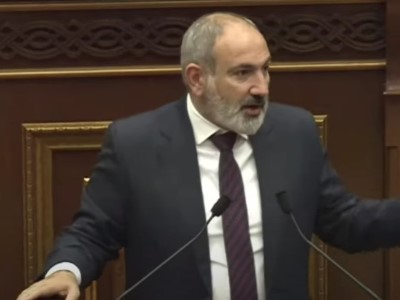 Пашинян признал, что не знал о проблеме касок и бронежилетов, потому что не читал доклад минобороны