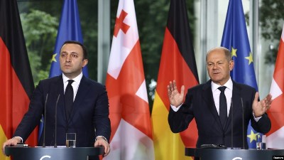 Канцлер Германии: Между Арменией и Азербайджаном протекает бессмысленный конфликт