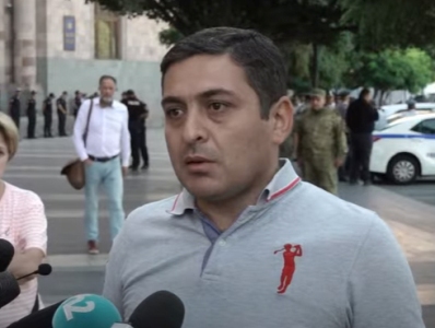 Պետք է ճաքեր մտցնել այն սյուների մեջ, որոնք պահում են Փաշինյանի ու իր իշխանության տանիքը. Մենուա Սողոմոնյան