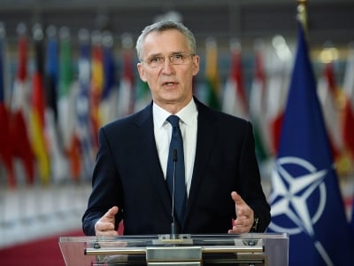 Stoltenberg urges to prepare for long-term war in Ukraine