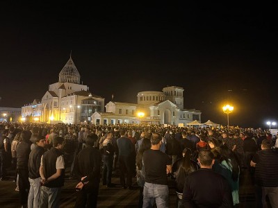 «Паст»: Акции протеста в Степанакерте встревожили Пашиняна