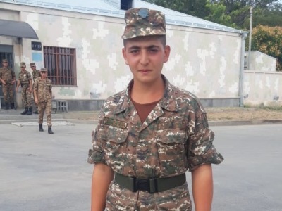 «Ջոկին նահանջելու հրաման է տվել, ինքը դիրքը չի լքել». 19–ամյա Կարեն Կարապետյանը զոհվել է Կապանի դիրքում (ֆոտո)