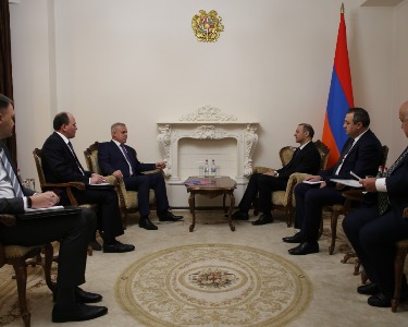 Armen Grigoryan presents to Stanislav Zas prevailing public sentiments in Armenia with regard to CSTO