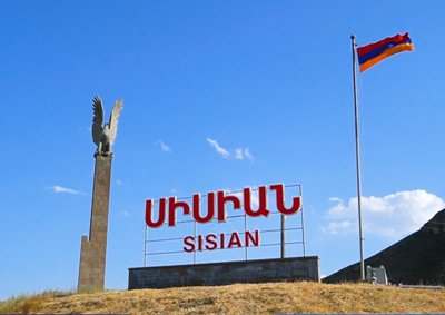 «Հրապարակ». Ինչո՞վ են զբաղված Սիսիանի ՏԻՄ թեկնածուները՝ ընտրություններից 3 օր առաջ