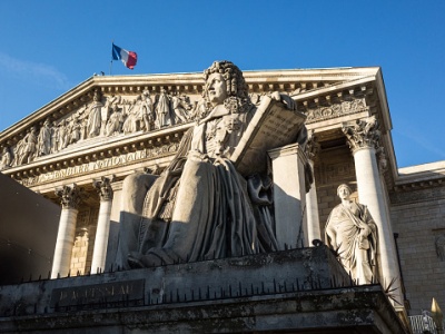 Reuters: in France it was proposed to check the parties for Russian financing
