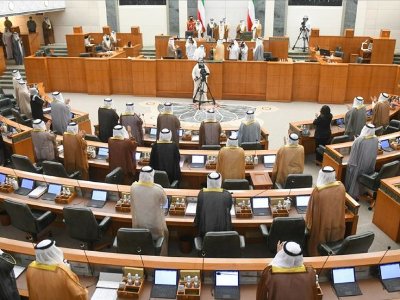 Crown Prince of Kuwait accepts resignation of government after parliamentary elections in country
