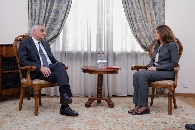 Вице-премьер Армении принял делегацию МВФ