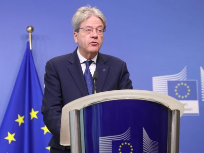Paolo Gentiloni calls for EU unity, teasing Germany